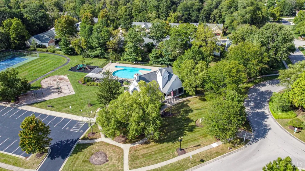 7576 Lake Pointe Hamilton, OH 45039