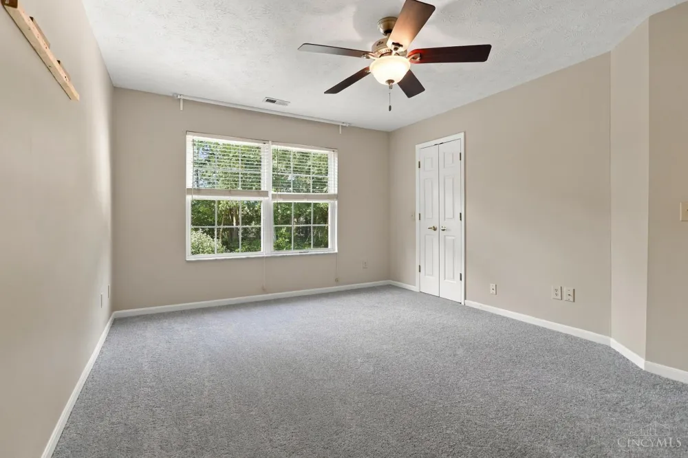 7576 Lake Pointe Hamilton, OH 45039