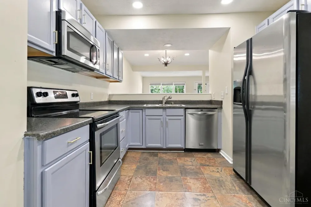 7576 Lake Pointe Hamilton, OH 45039