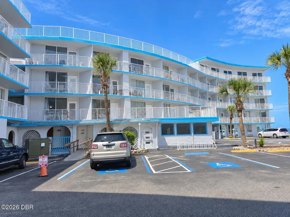 1233 S Atlantic Avenue #210 Daytona Beach, FL 32118