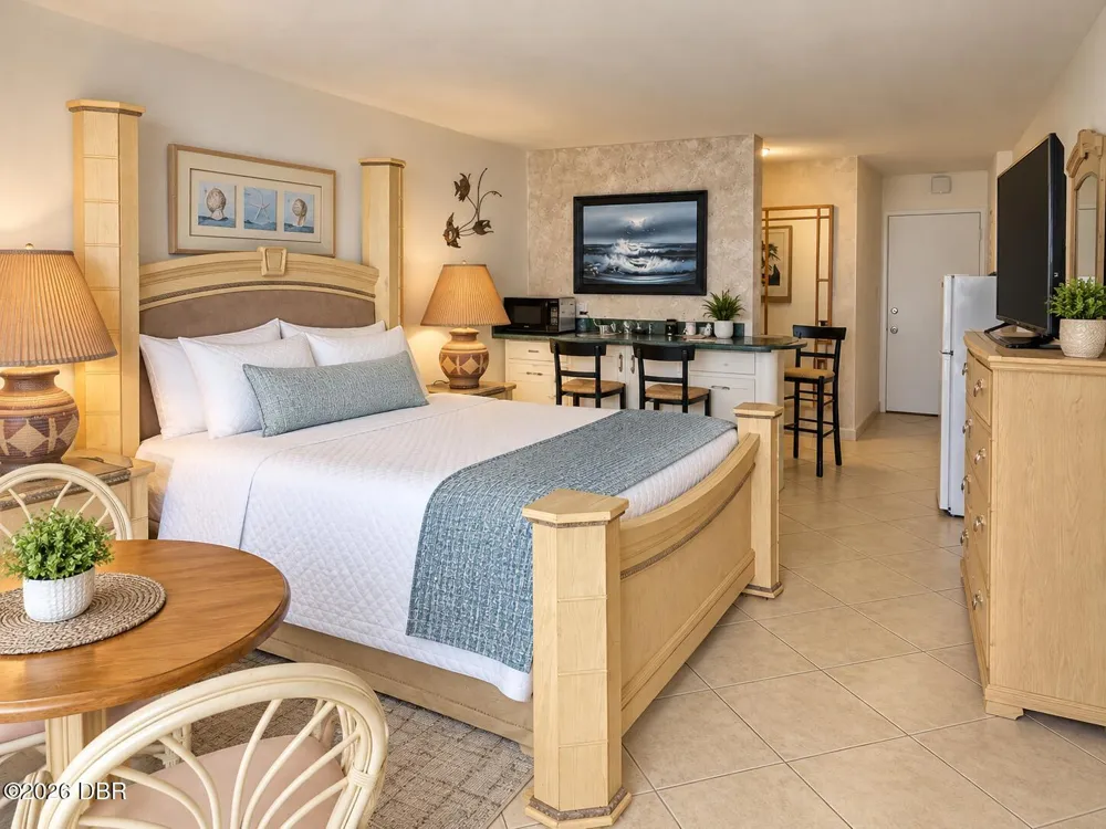 1233 S Atlantic Avenue #210 Daytona Beach, FL 32118