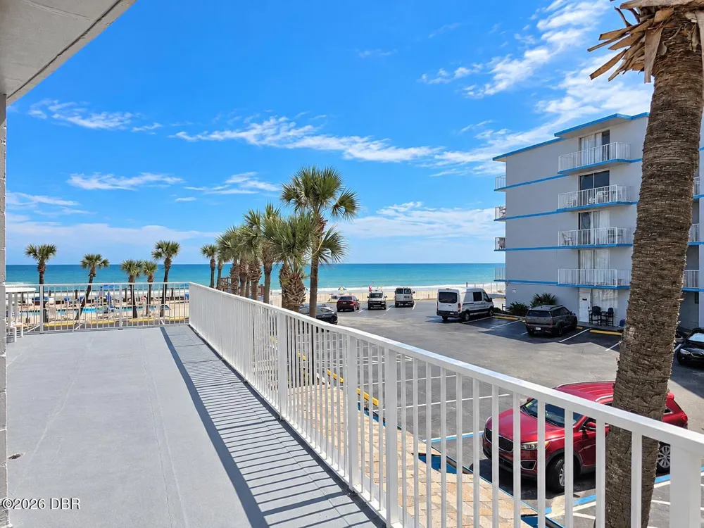 1233 S Atlantic Avenue #210 Daytona Beach, FL 32118