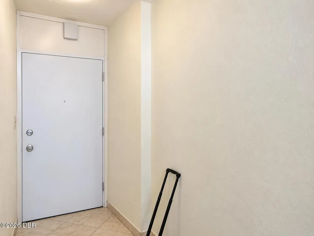 1233 S Atlantic Avenue #210 Daytona Beach, FL 32118