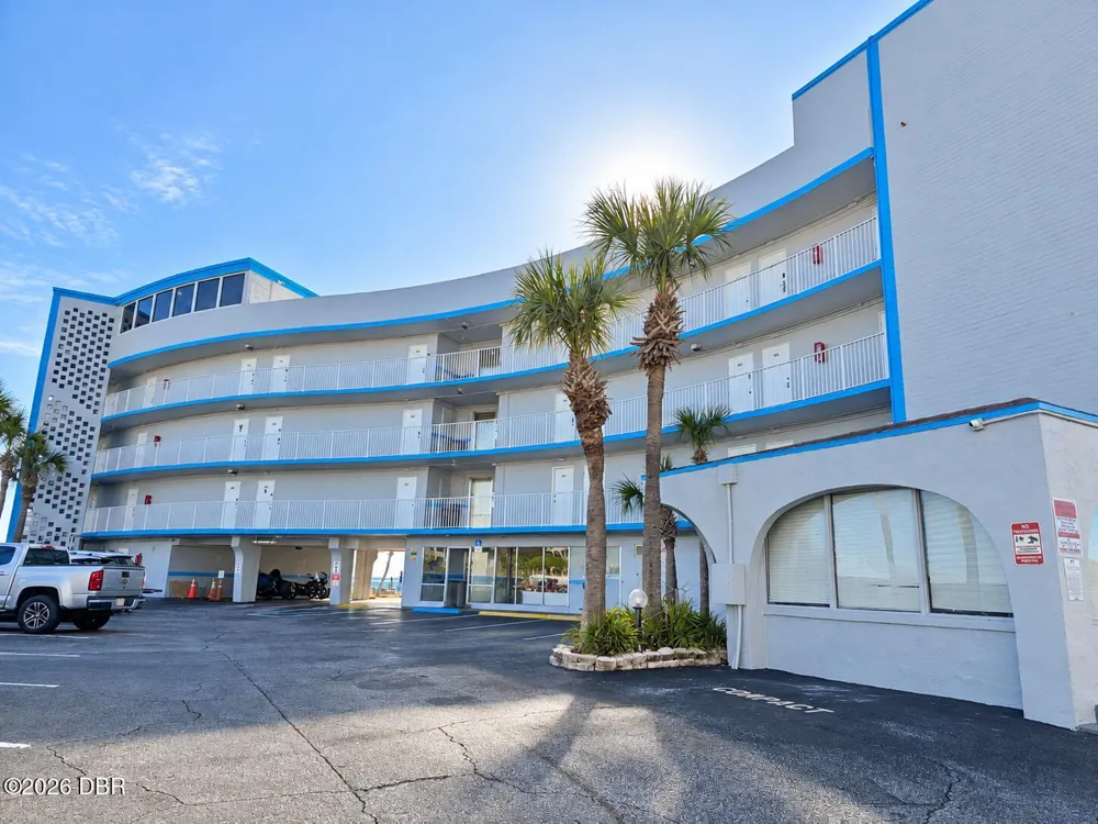 1233 S Atlantic Avenue #210 Daytona Beach, FL 32118