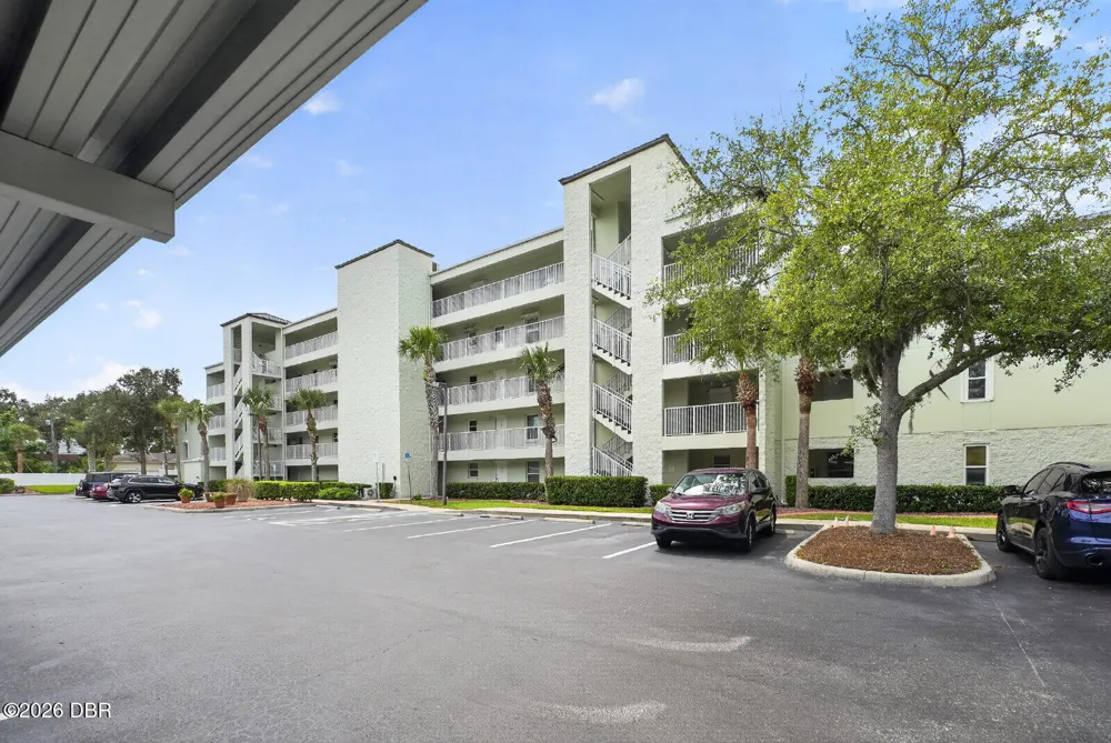 711 Halifax Avenue #106 Daytona Beach, FL 32118