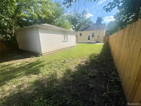 18981 Kenosha Street