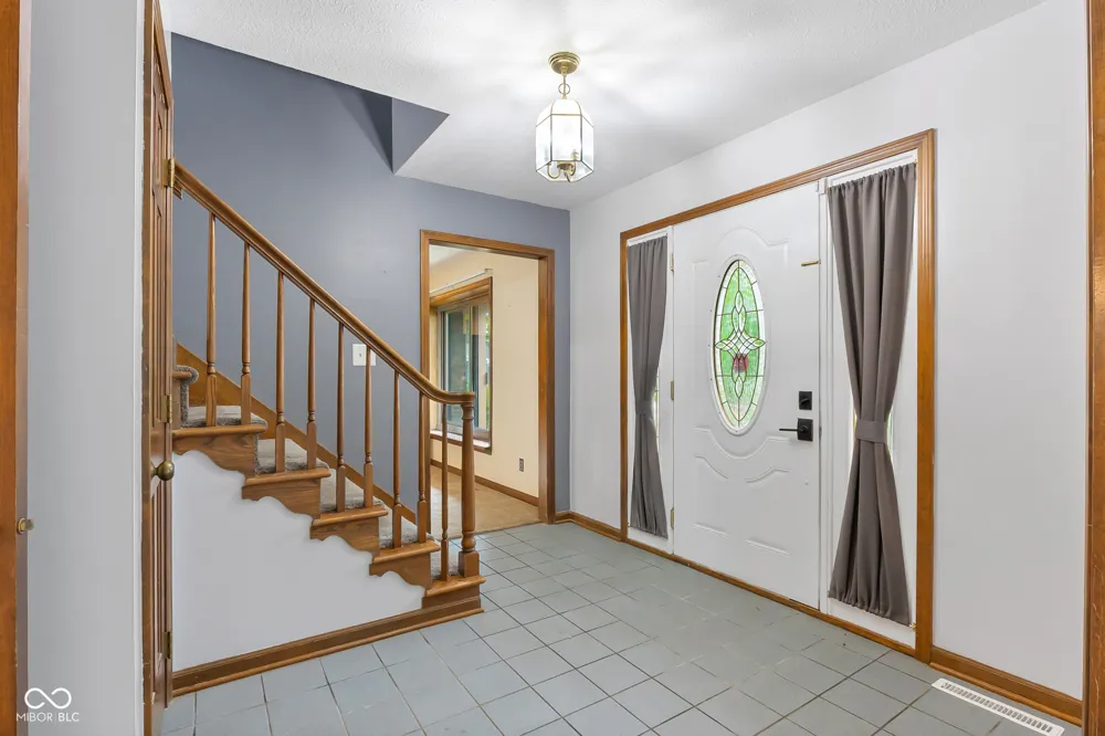 3519 Deerfield Place Columbus, IN 47203