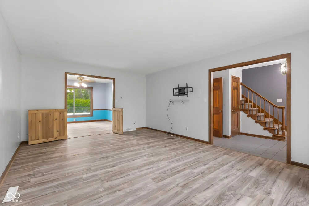 3519 Deerfield Place Columbus, IN 47203