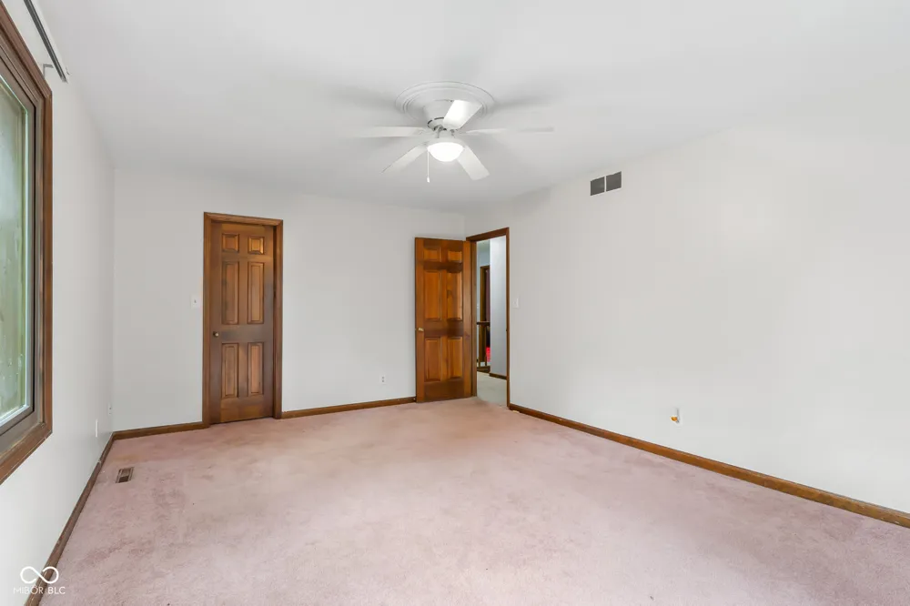 3519 Deerfield Place Columbus, IN 47203