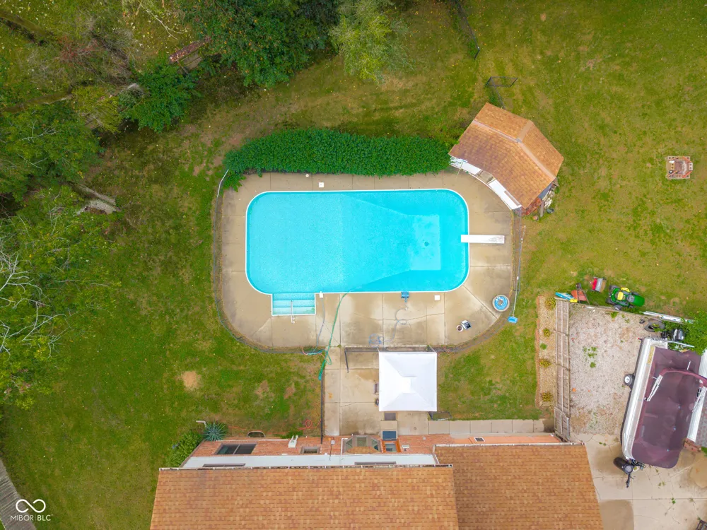 3519 Deerfield Place Columbus, IN 47203