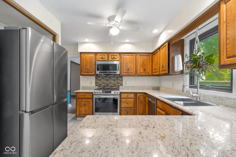 3519 Deerfield Place Columbus, IN 47203