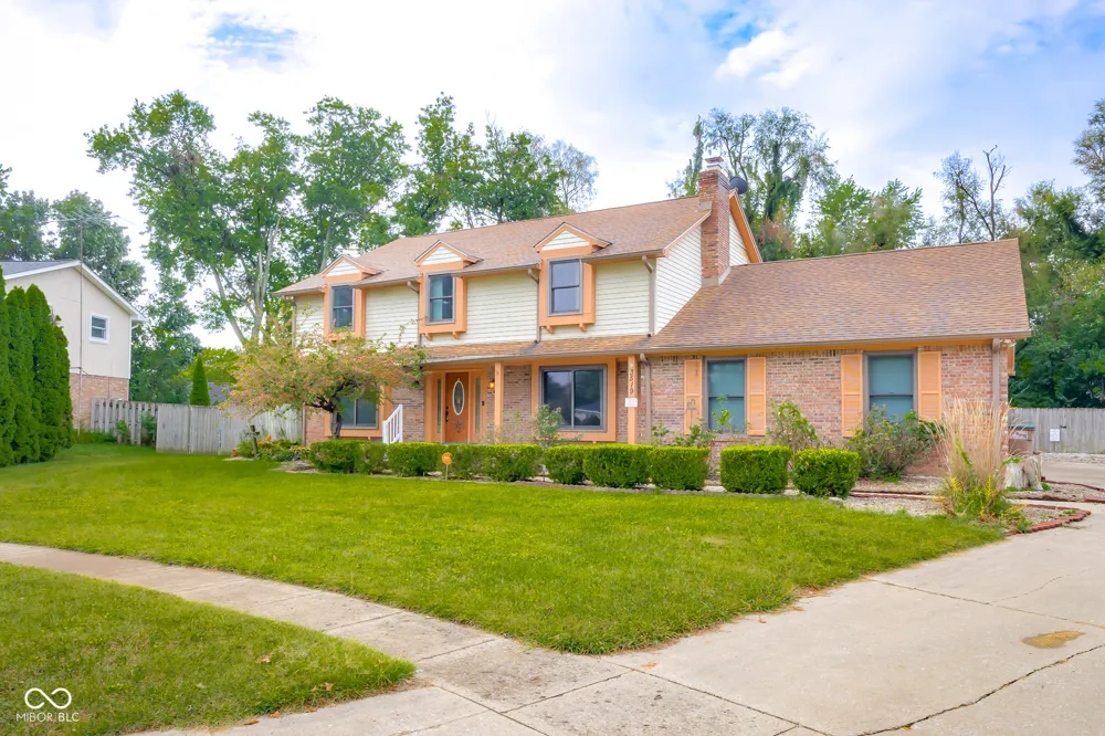 3519 Deerfield Place Columbus, IN 47203