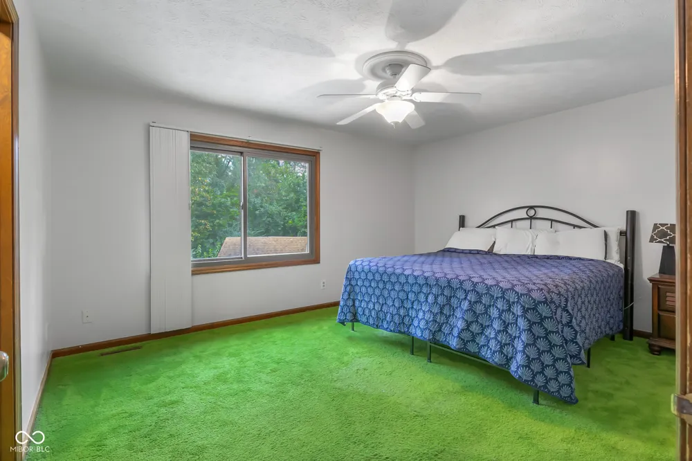 3519 Deerfield Place Columbus, IN 47203