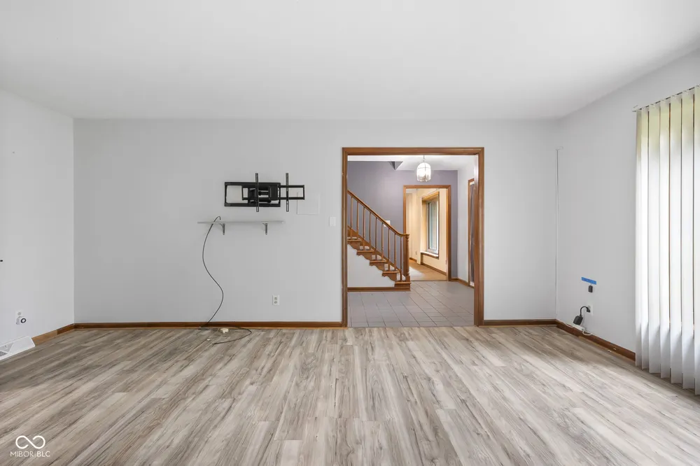 3519 Deerfield Place Columbus, IN 47203