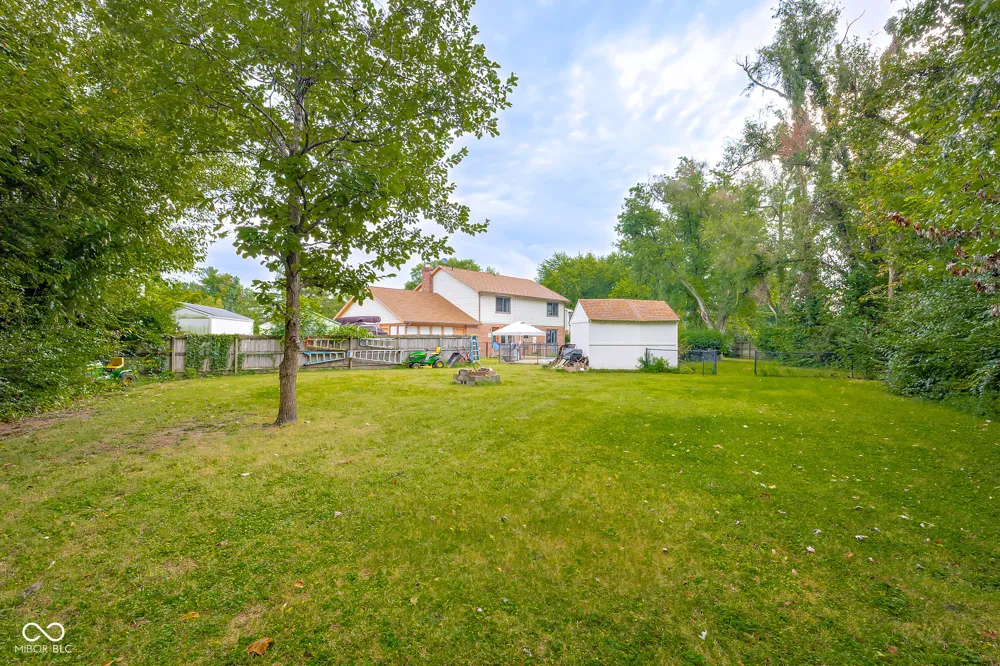 3519 Deerfield Place Columbus, IN 47203