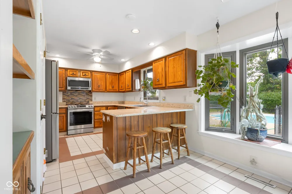 3519 Deerfield Place Columbus, IN 47203