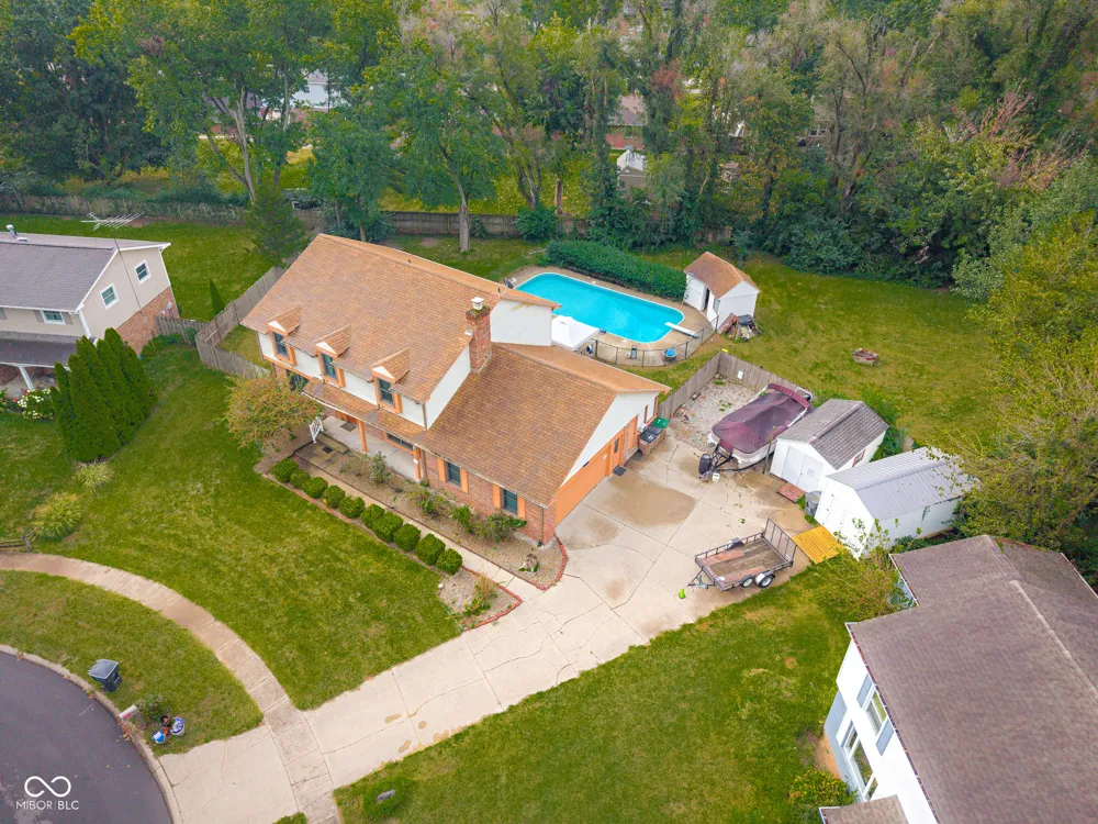 3519 Deerfield Place Columbus, IN 47203