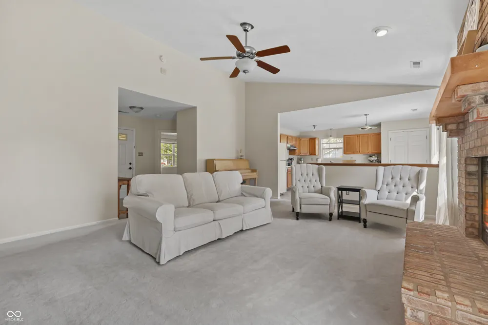 6039 Janel Circle Indianapolis, IN 46237