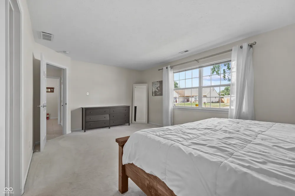 6039 Janel Circle Indianapolis, IN 46237