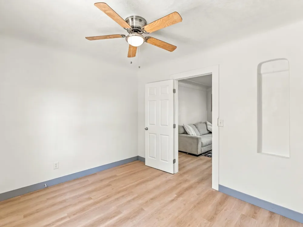 3525 Del Mar Fresno, CA 93704