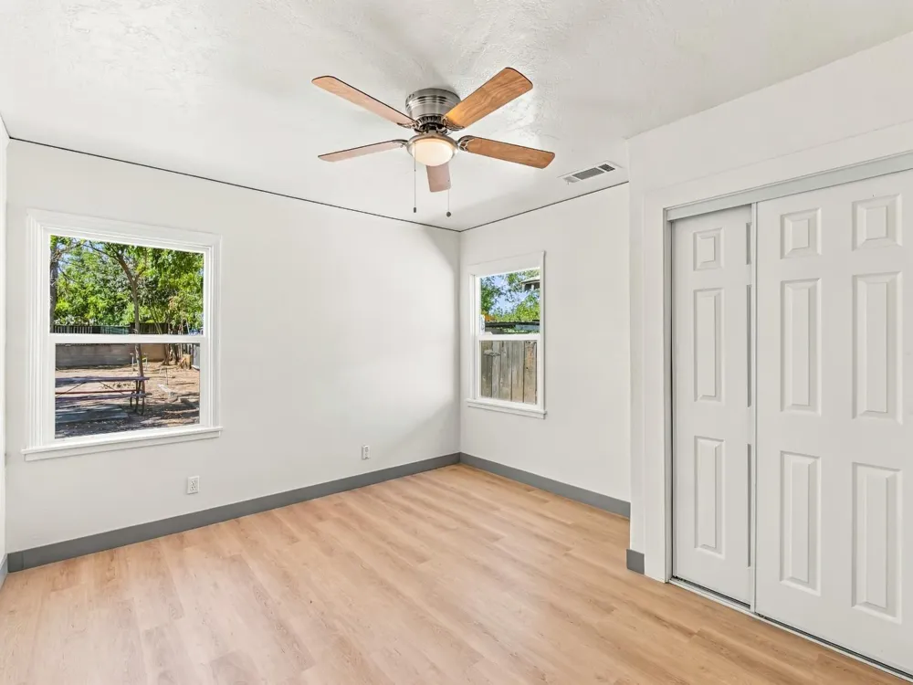 3525 Del Mar Fresno, CA 93704