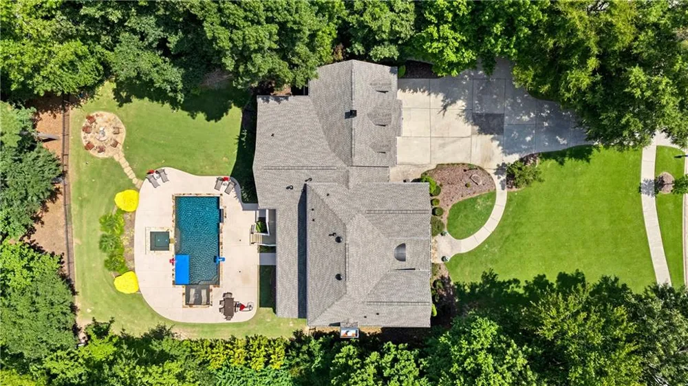 180 Ashborough Park Fayetteville, GA 30215