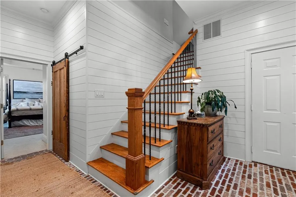 180 Ashborough Park Fayetteville, GA 30215