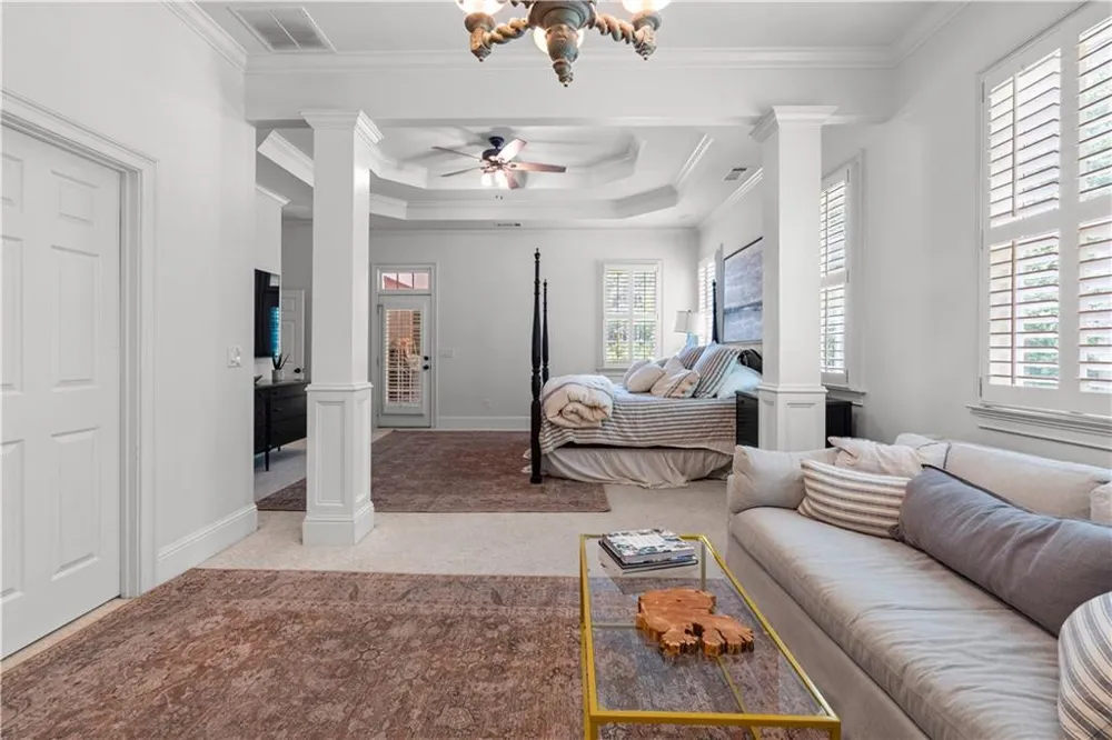 180 Ashborough Park Fayetteville, GA 30215