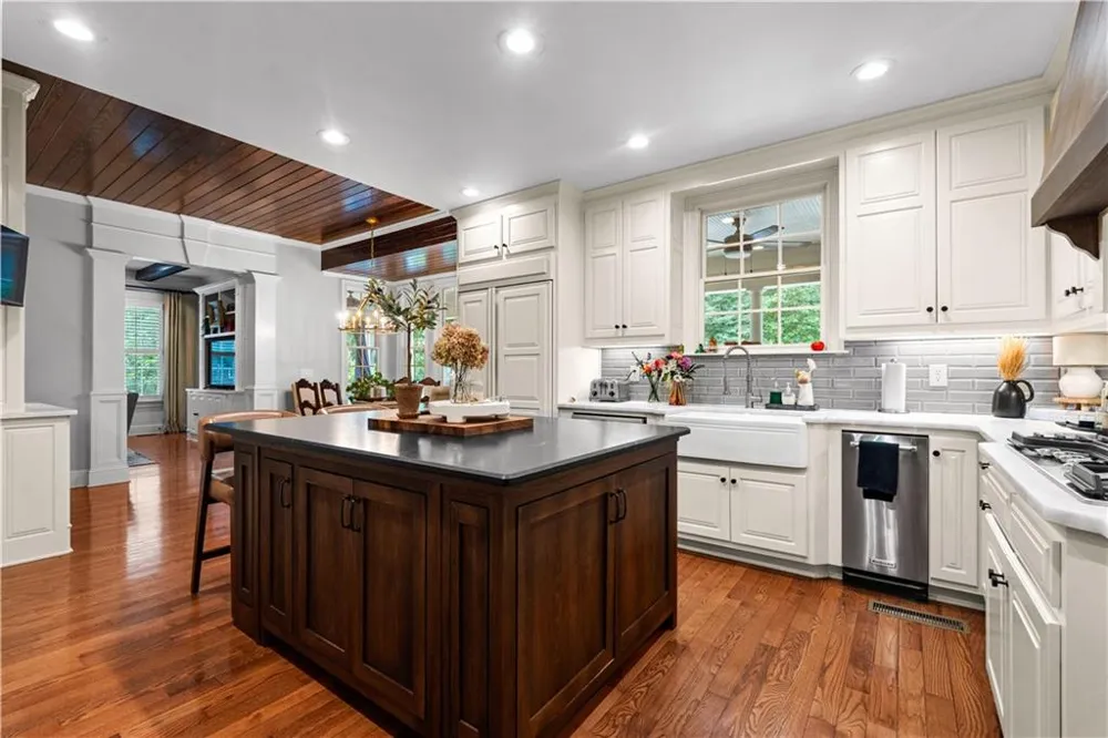 180 Ashborough Park Fayetteville, GA 30215