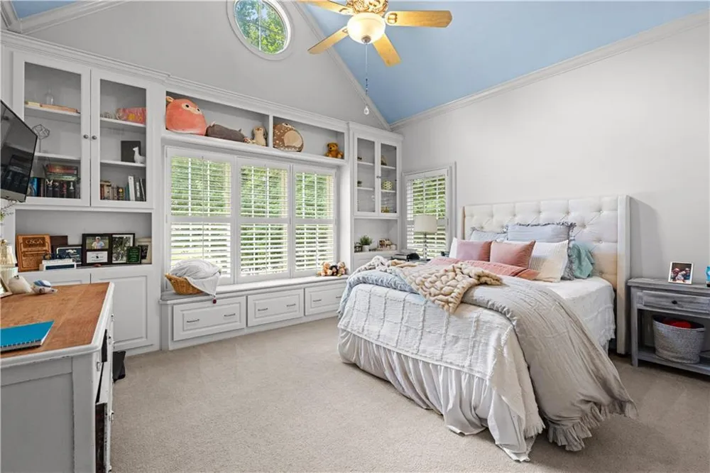 180 Ashborough Park Fayetteville, GA 30215