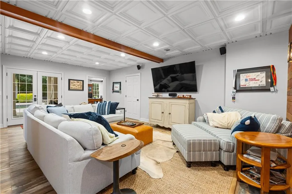 180 Ashborough Park Fayetteville, GA 30215