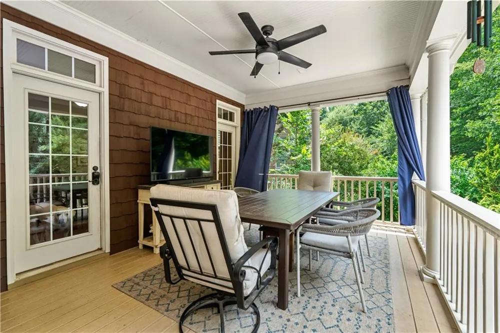 180 Ashborough Park Fayetteville, GA 30215