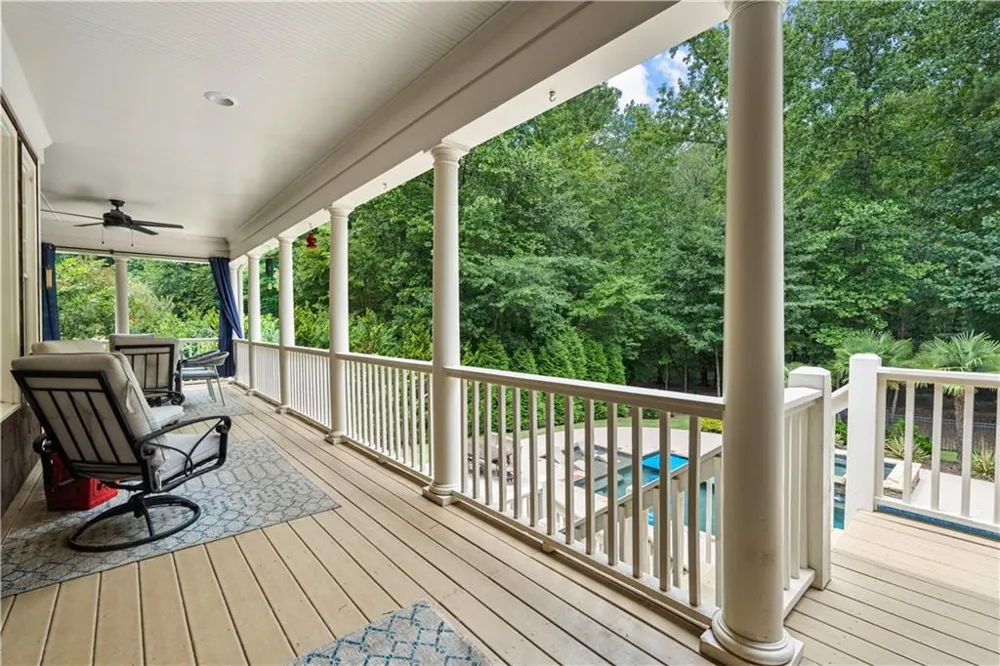 180 Ashborough Park Fayetteville, GA 30215