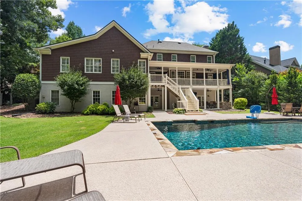 180 Ashborough Park Fayetteville, GA 30215