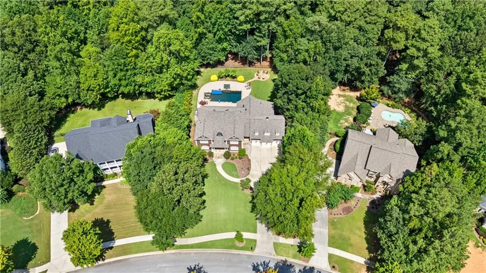 180 Ashborough Park Fayetteville, GA 30215