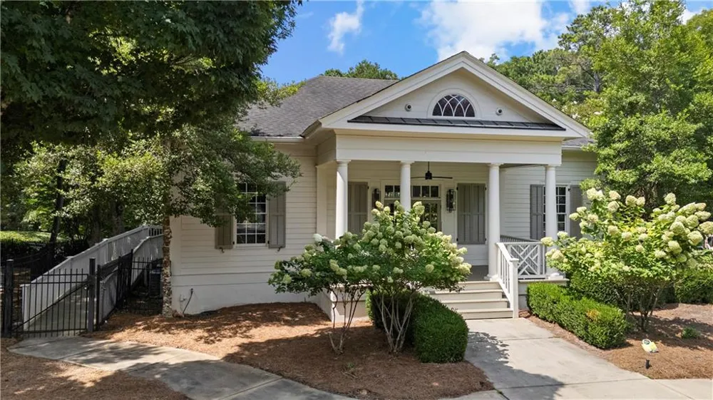 180 Ashborough Park Fayetteville, GA 30215