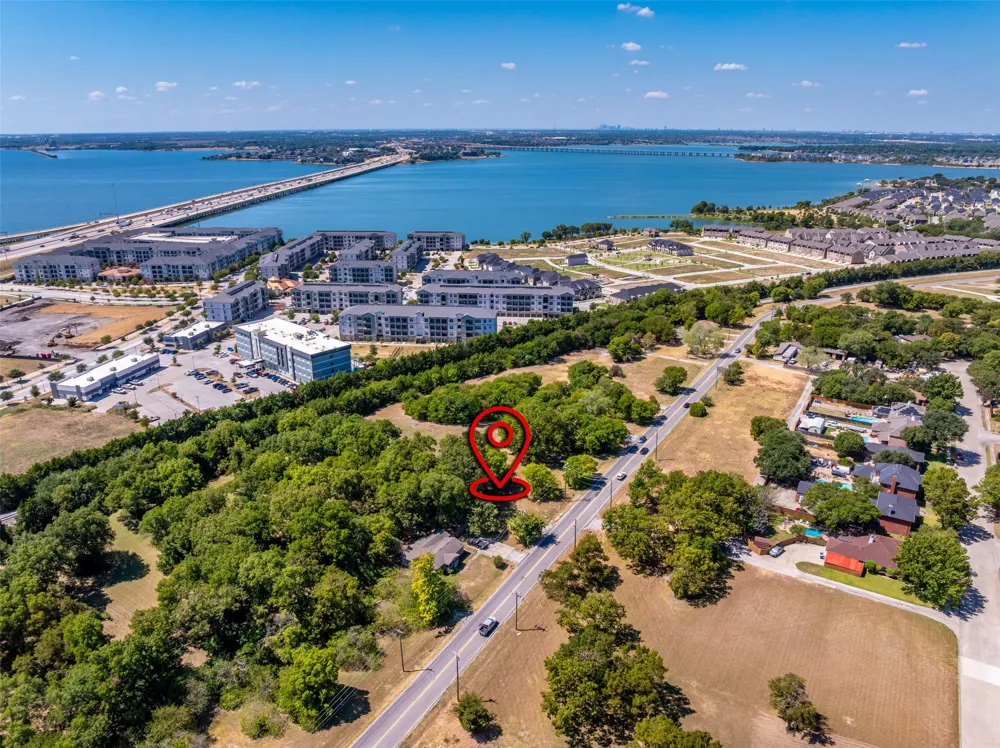 1918 Chiesa Road Rowlett, TX 75088