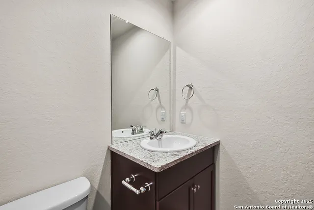 12122 PEASE RIV San Antonio, TX 78245