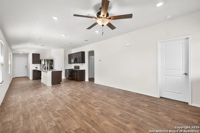 12122 PEASE RIV San Antonio, TX 78245