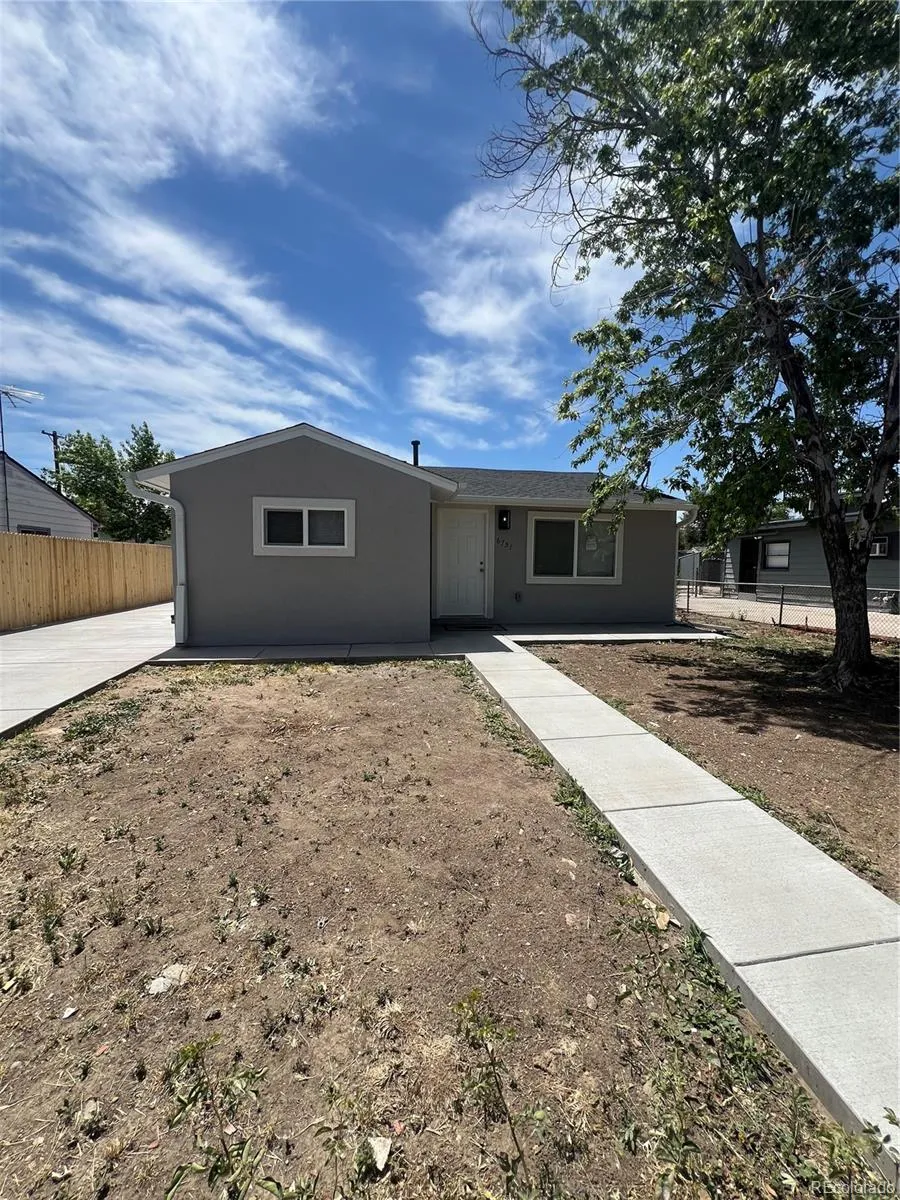 6751 Birch Street Commerce City, CO 80022