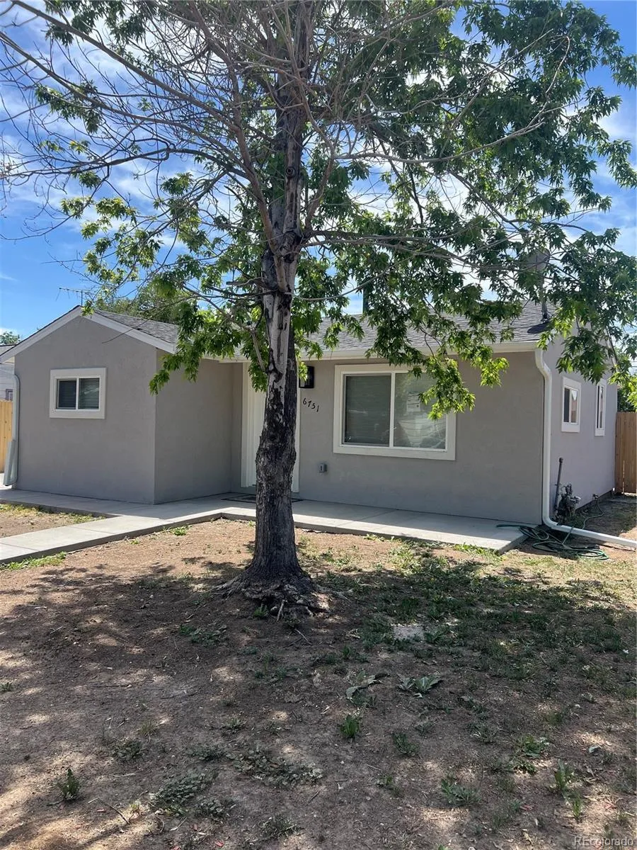 6751 Birch Street Commerce City, CO 80022