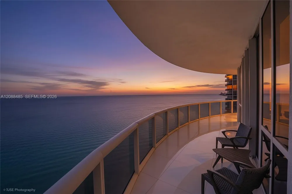 15901 Collins Ave #2701 Sunny Isles Beach, FL 33160