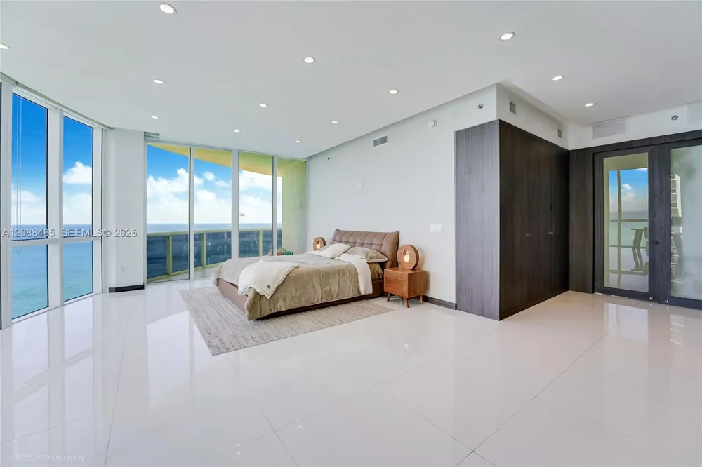 15901 Collins Ave #2701 Sunny Isles Beach, FL 33160