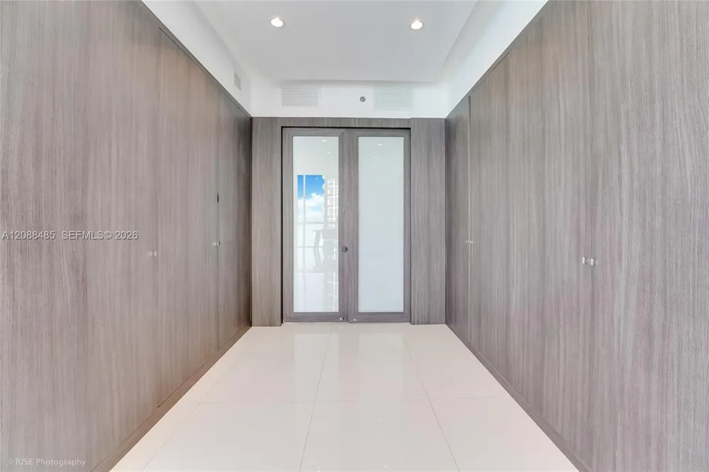 15901 Collins Ave #2701 Sunny Isles Beach, FL 33160
