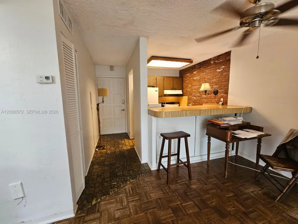 520 NE 38th St #12 Miami, FL 33137