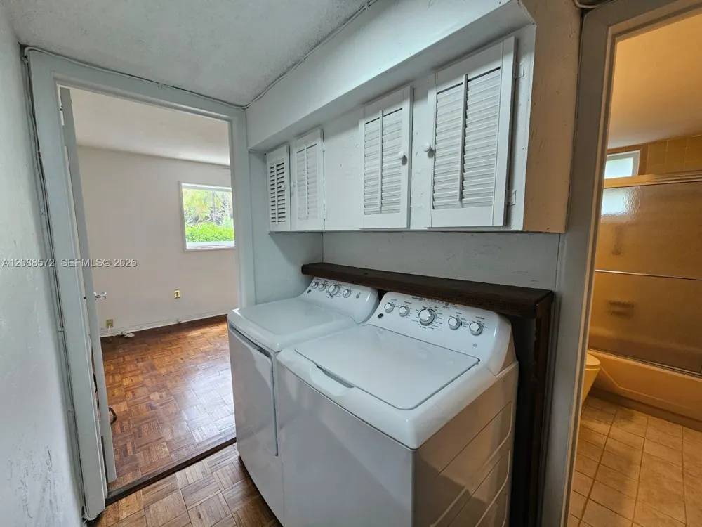 520 NE 38th St #12 Miami, FL 33137