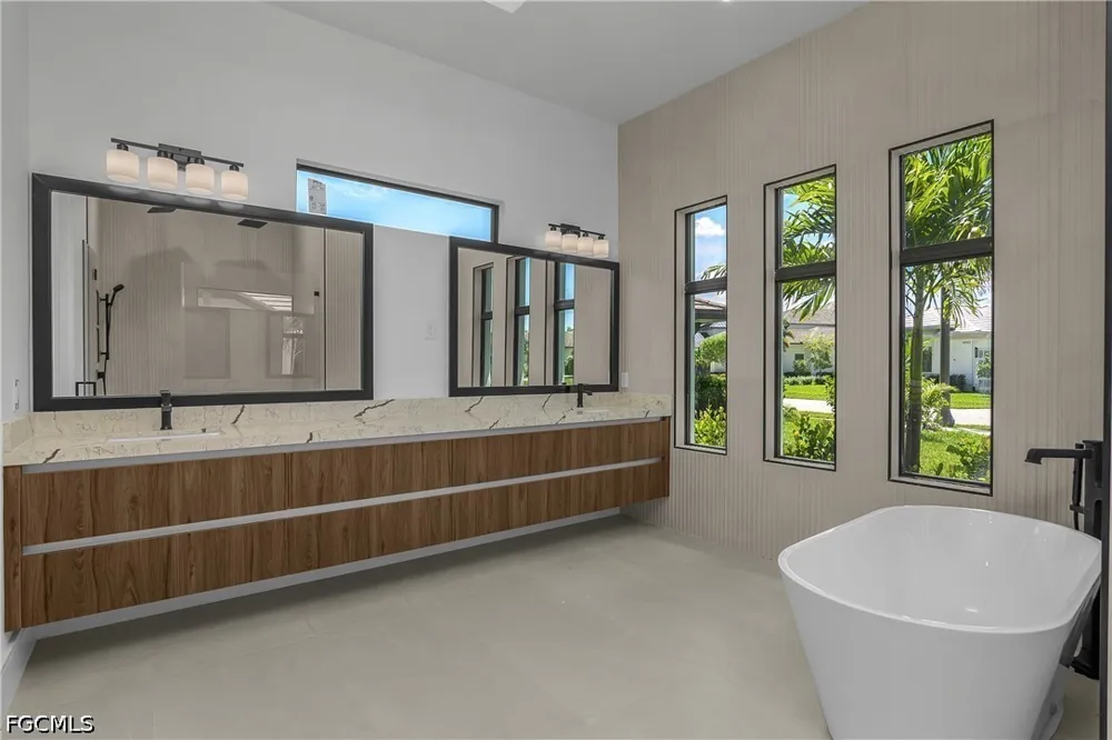 Charthouse Circle Naples, FL 34114