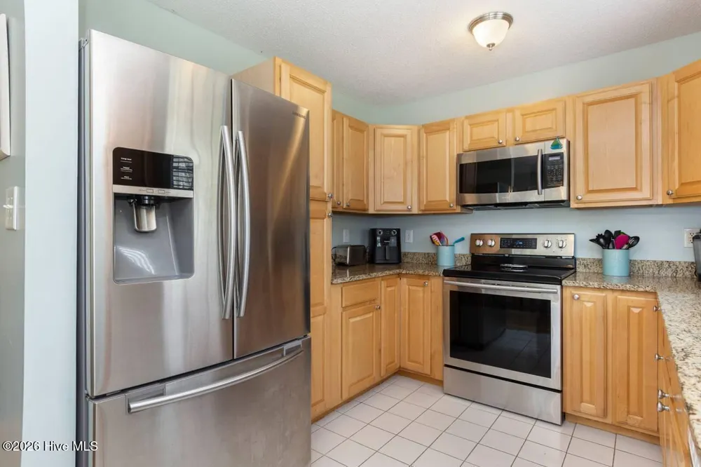 303 Osprey Ridge Court Emerald Isle, NC 28594