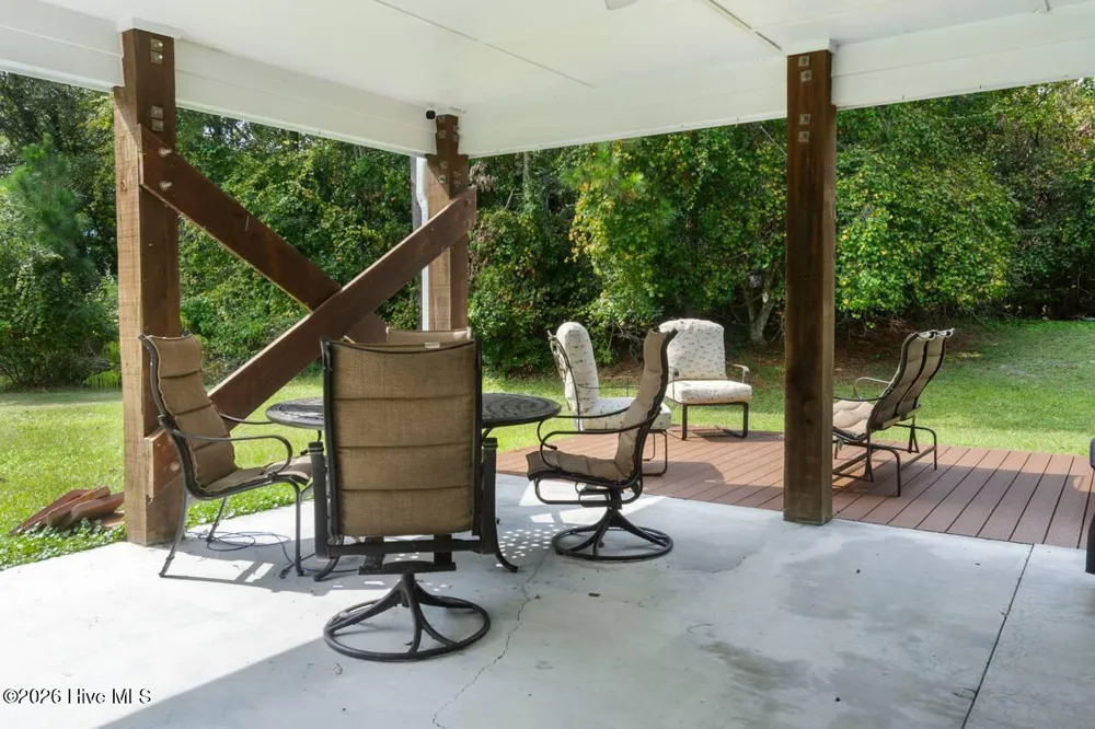 303 Osprey Ridge Court Emerald Isle, NC 28594