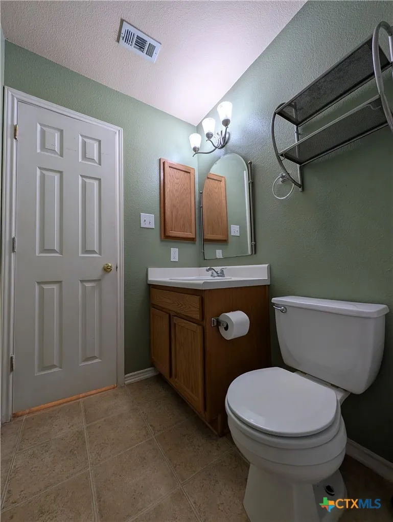 369 Starling Creek New Braunfels, TX 78130